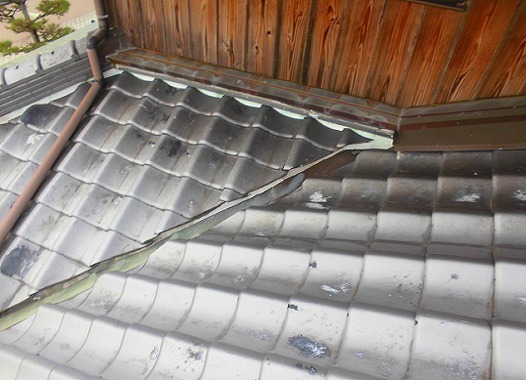 加古川市の谷板金修理